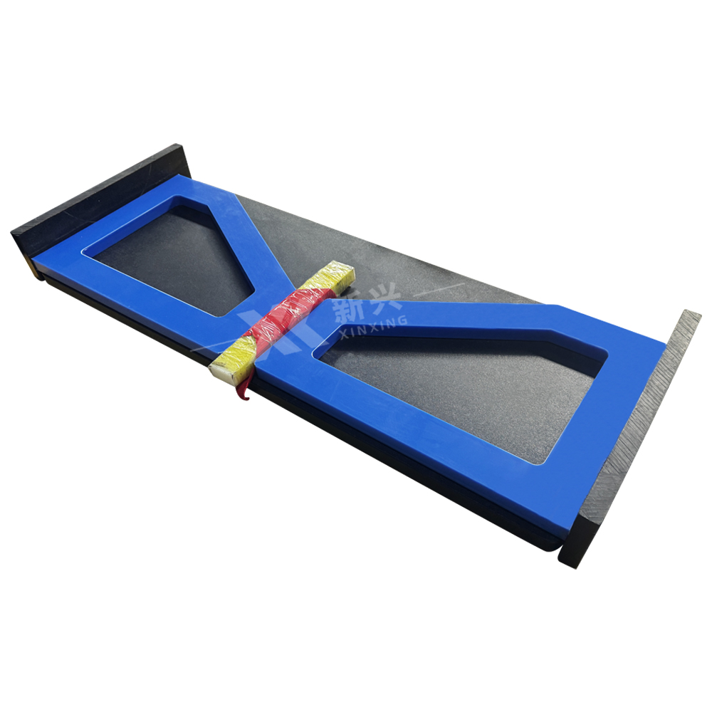 Impact-resistant folding structure football training rebound board